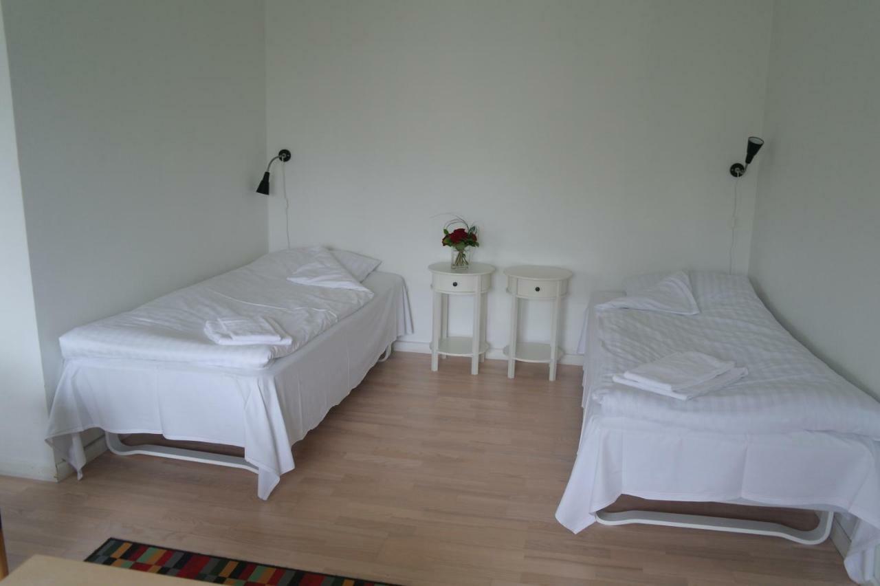Emmaus Hostel هاسلف المظهر الخارجي الصورة